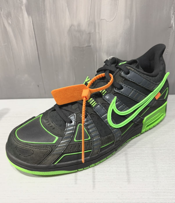 Off white x Nike air rubber dunk green strike