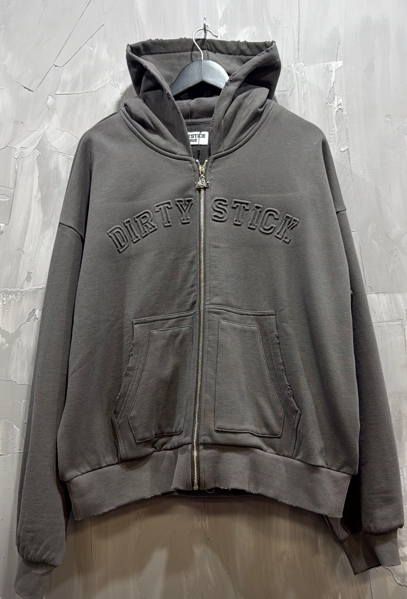 DIRTYSTICK PUFF PRINT ZIP UP HOODIE GREY