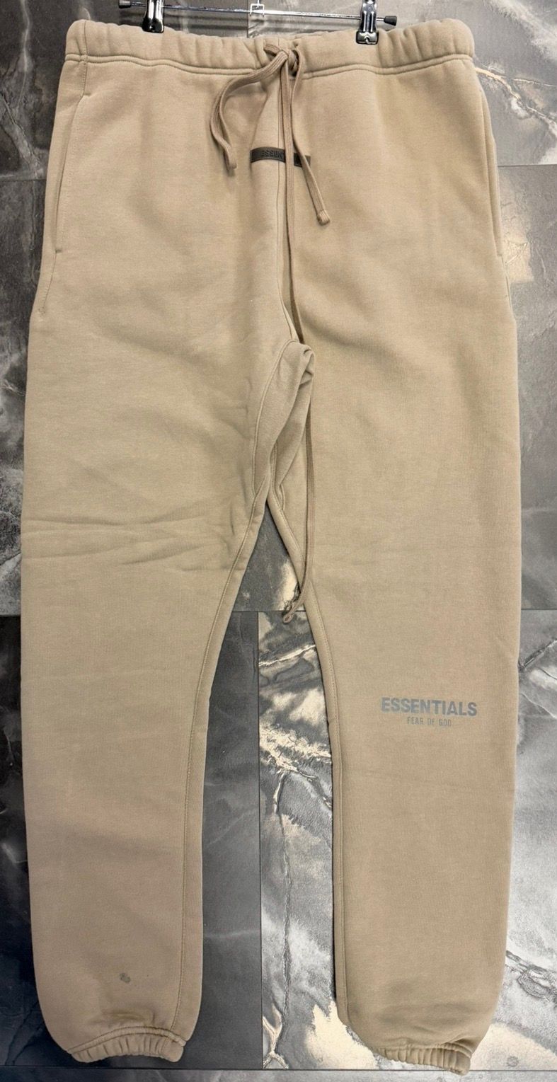 Fear of God Essentials Dessert Taupe Sweatpant