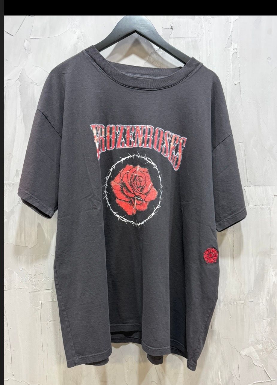 WASHED BLACK FROZEN ROSES T SHIRT