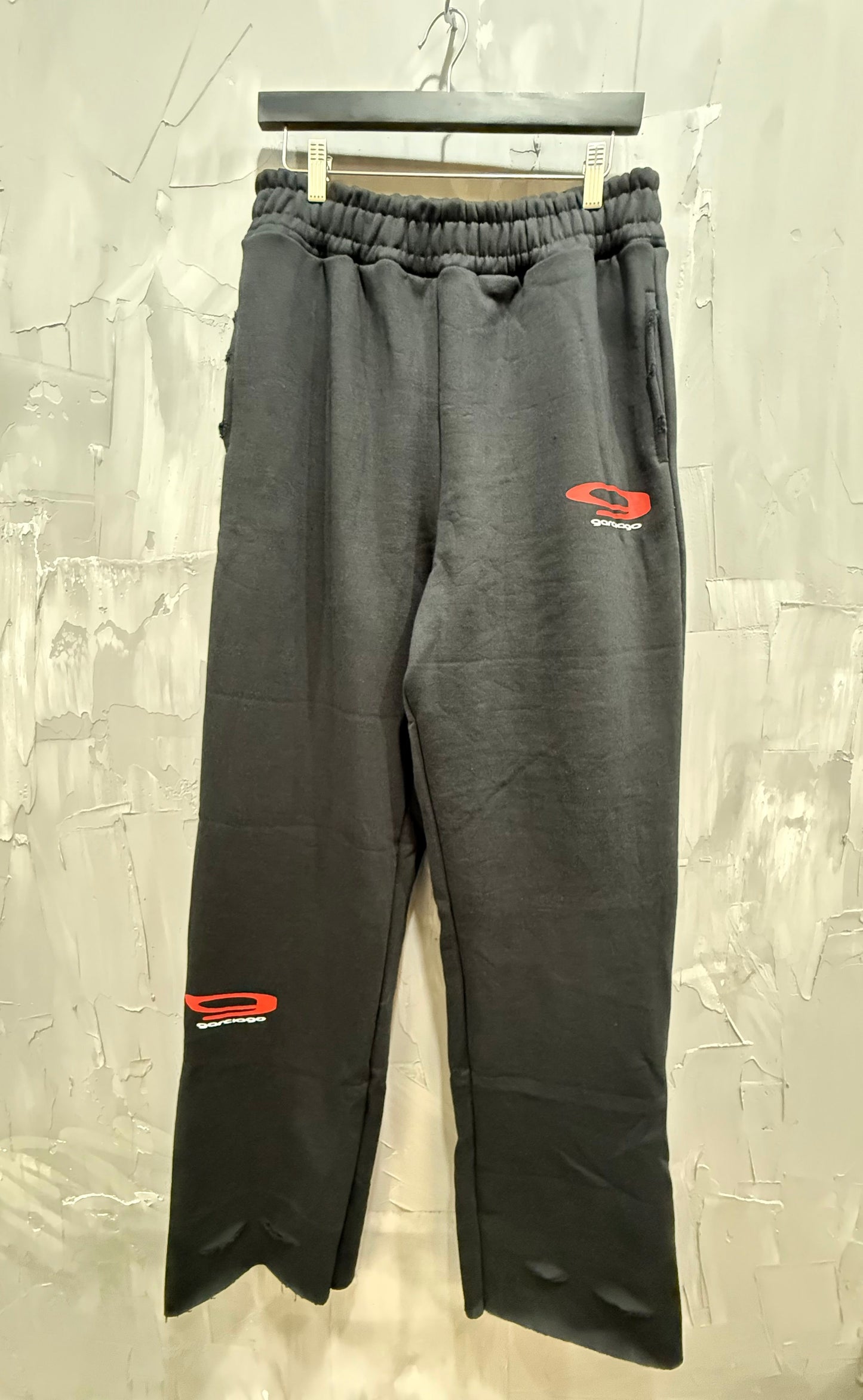 GARCIAGO SWEATPANTS BLACK