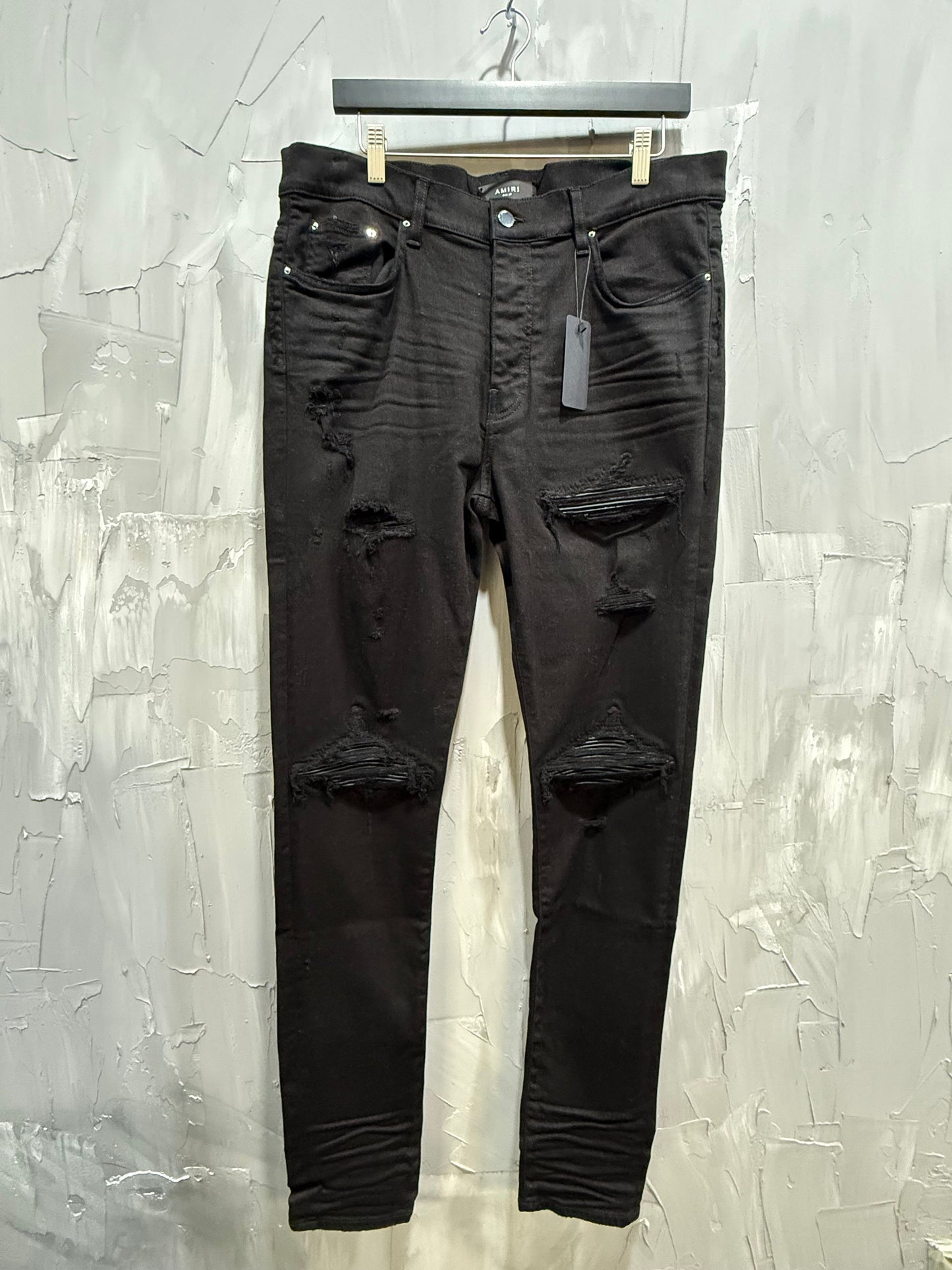 MX1 Black/Black