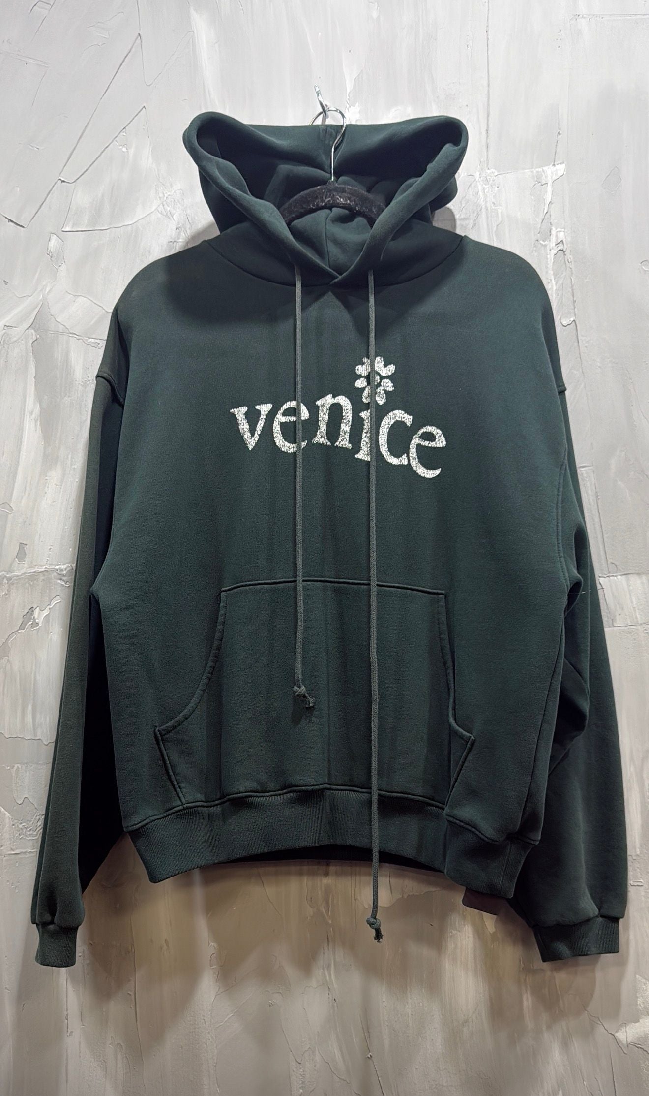 ERL VENICE HOODIE BLACK