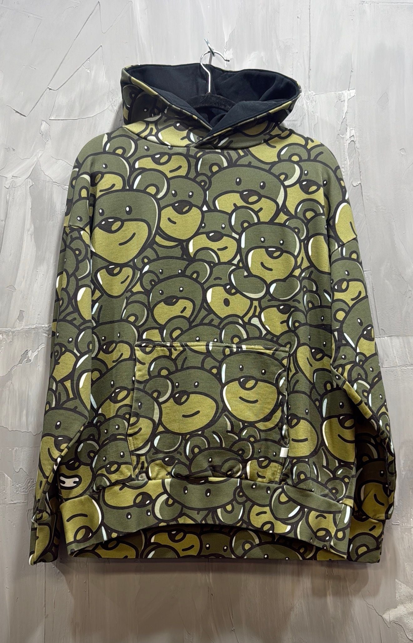 INBETWEENERS CAMO BEAR HOODIE OLIVE
