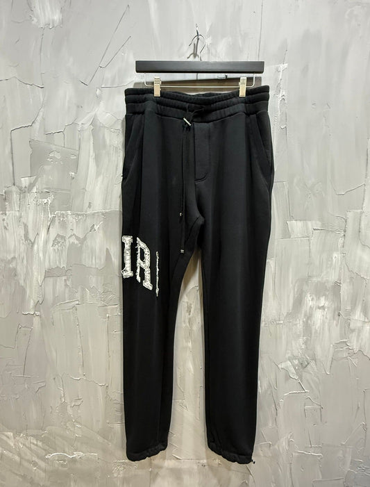 AMIRI LOGO PATCH SWEATPANTS BLACK