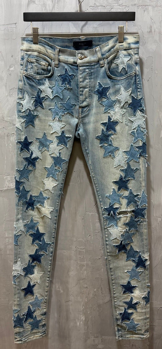 Light wash jeans star patch