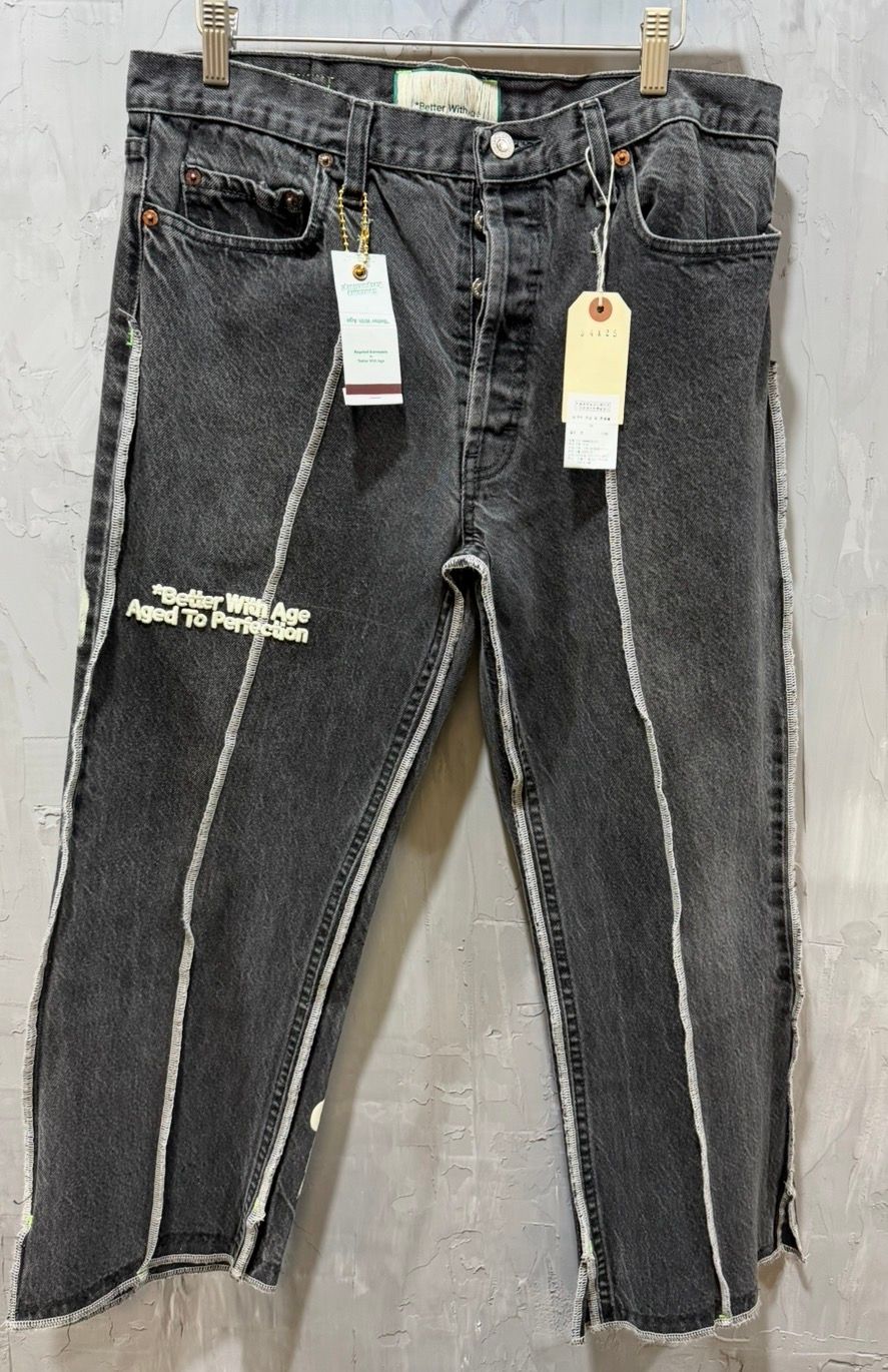 BETTER WITH AGE DERBY PLEATED DENIM "BLACK"