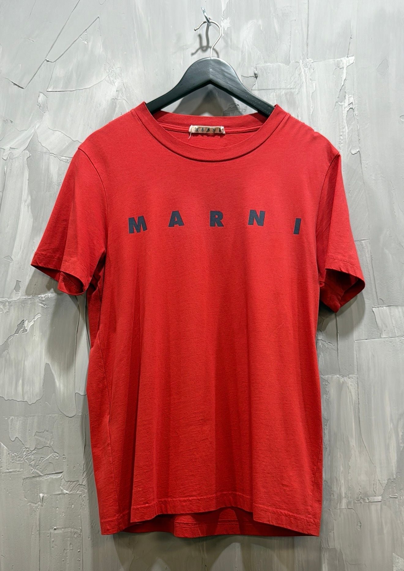MARNI LOGO TYPOGRAPHY TEE BERRY/RED