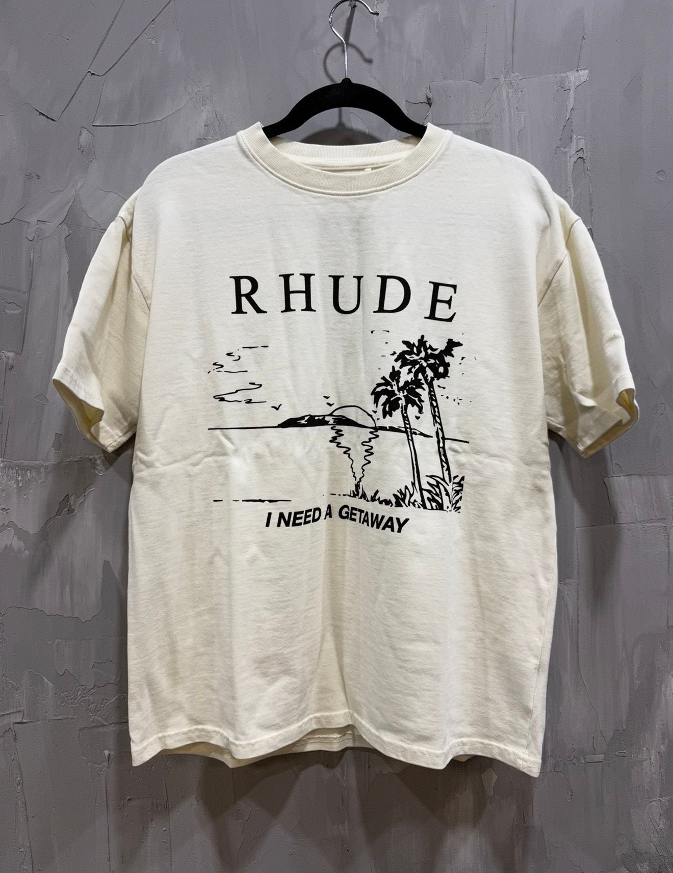 I NEED A GET AWAY TEE