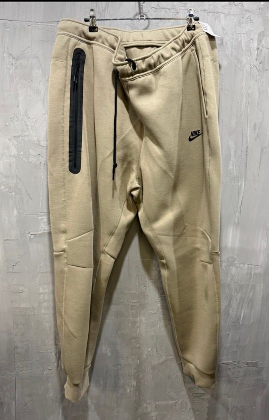 Nike Sportswear Tech Fleece Joggers 'Sanddrift/Black'