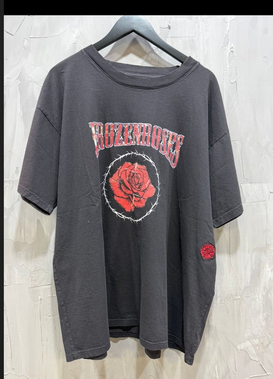 WASHED BLACK FROZEN ROSES T SHIRT