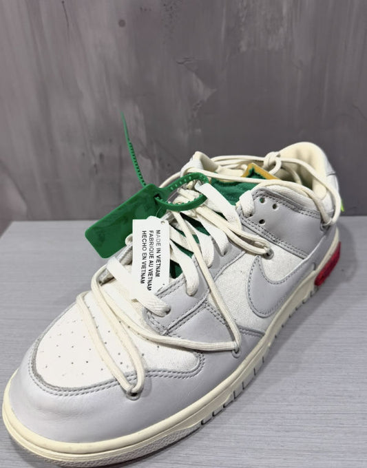 Nike dunk low off white lot 25
