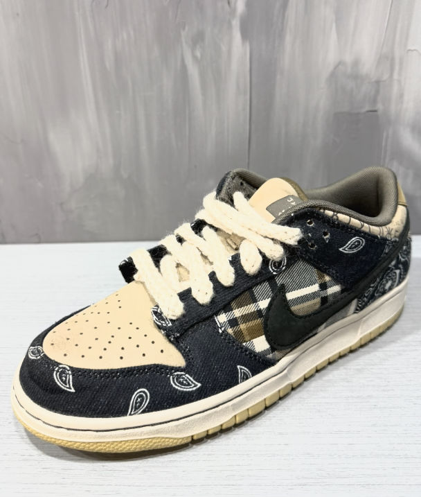 Nike dunk low sb Travis Scott