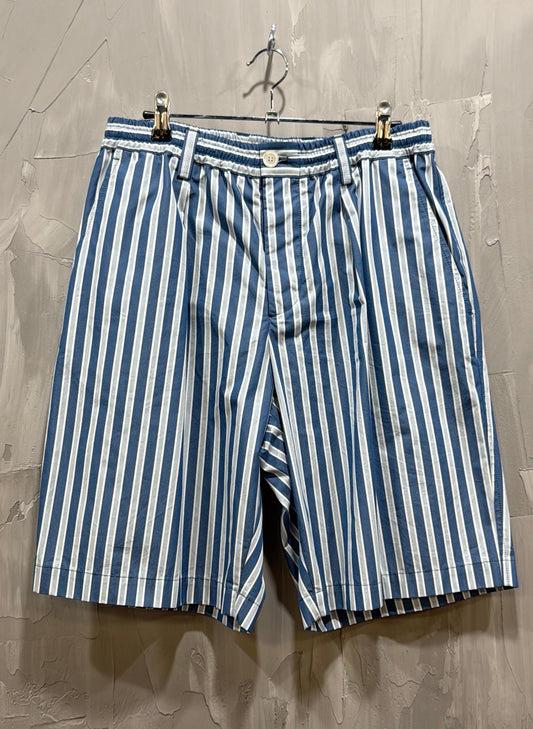STRIPED COMPACT POPLIN SHORT OPAL
