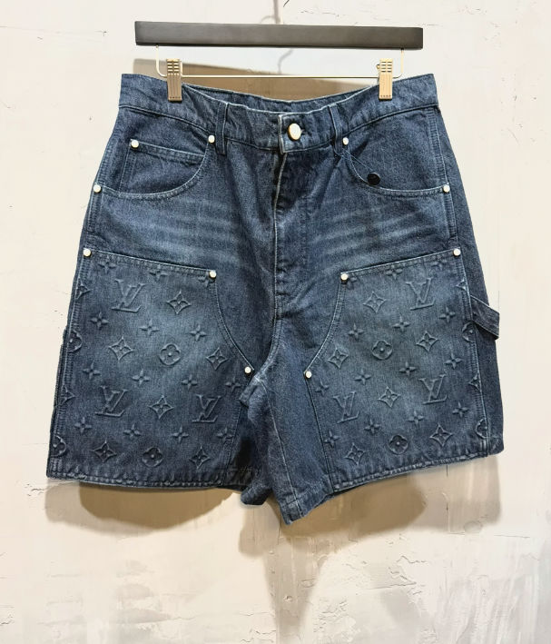 Louis Vuitton navy carpenter shorts