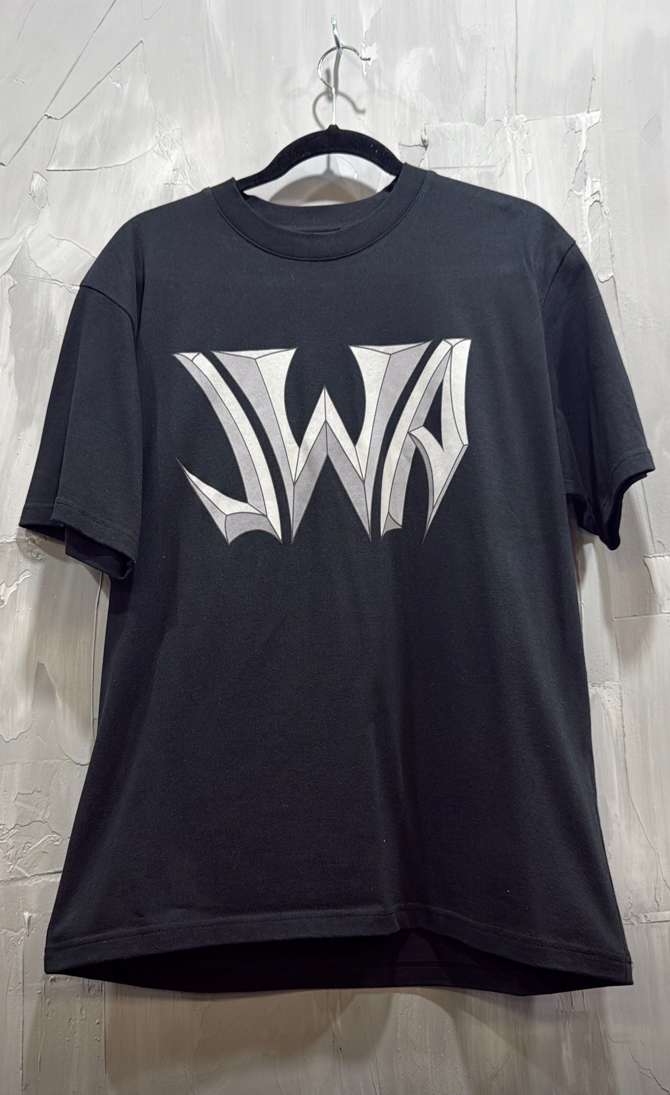 JWANDERSON GOTHIC LOGO TEE BLACK