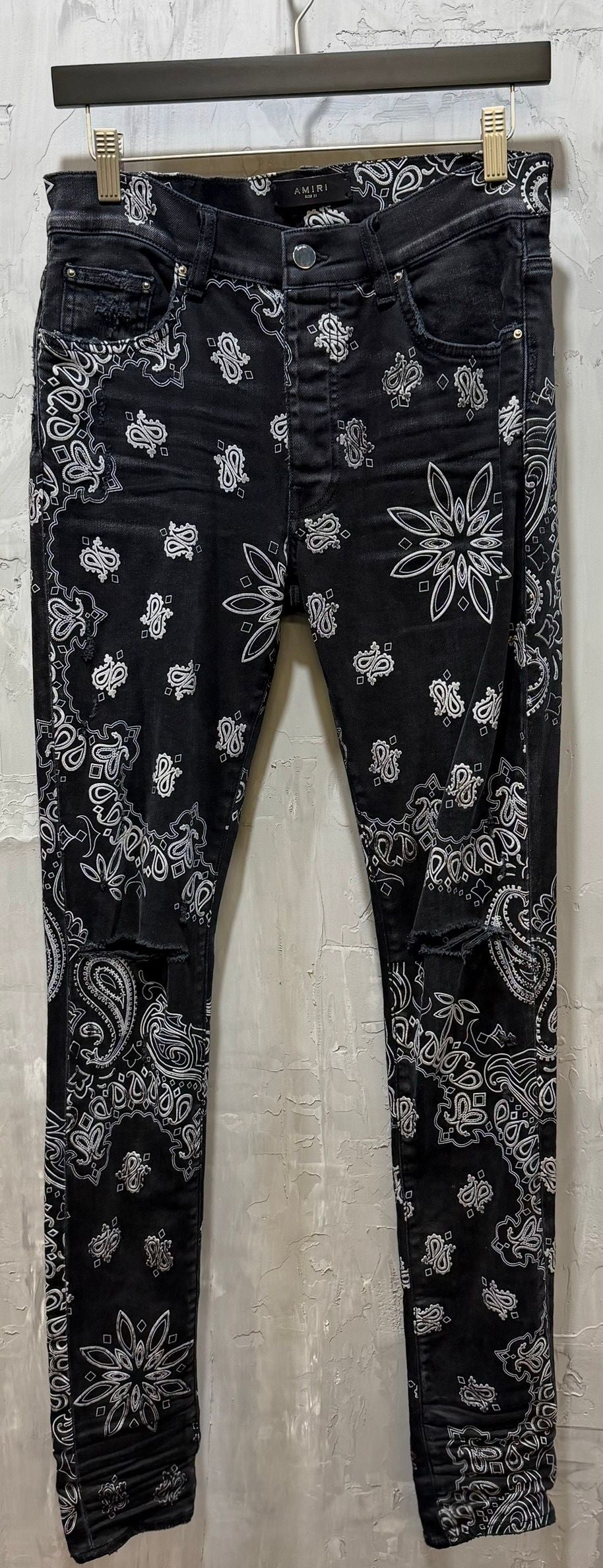 Flocked paisley bandana black jean