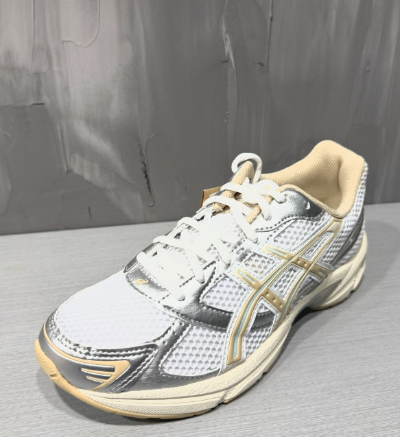 ASICS gel 1130 white dune