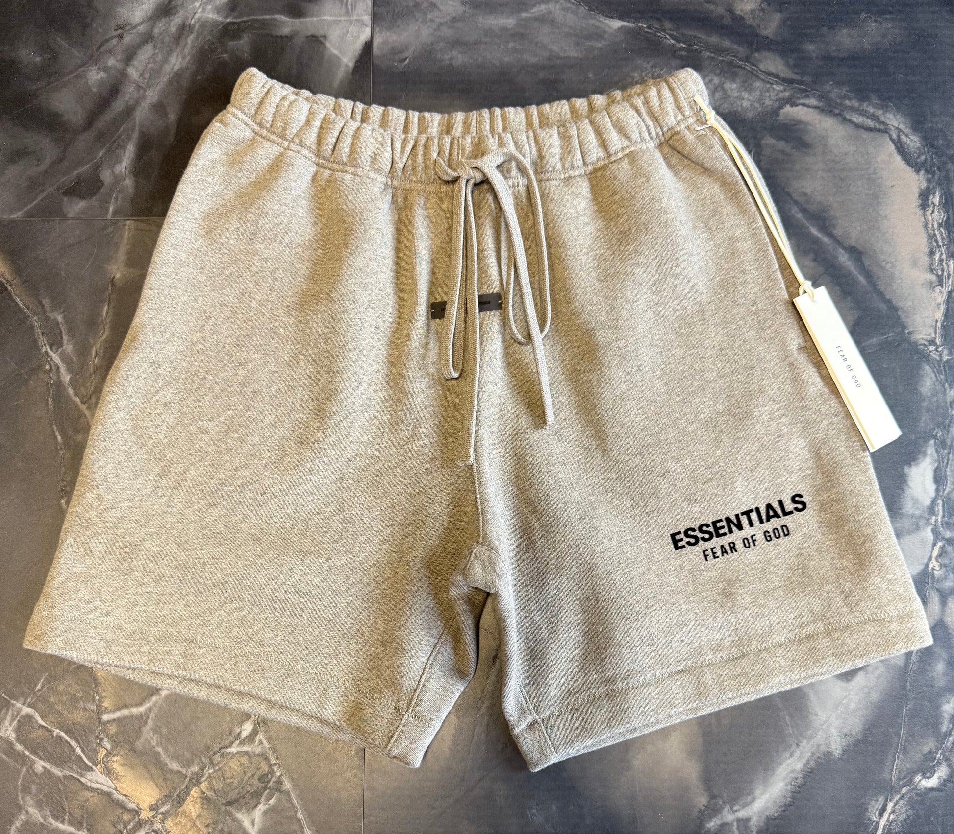 Essentials - FOG SHORTS