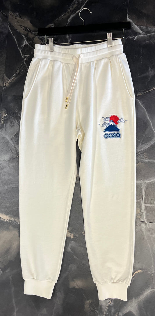 White Pants Casa Mountain